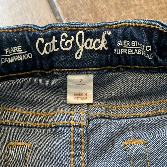 Girl’s Cat & Jack Blue Flare Wide Leg Jeans - Picture 2 of 3